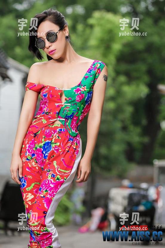 视频花絮合集？爱丝你是想让我一秒陷入对美的深思吗？