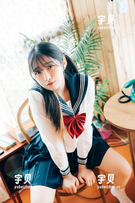 此处为Sonson(손손)学妹写真集更新点，准备好接受脑补学疼的冲击吧！