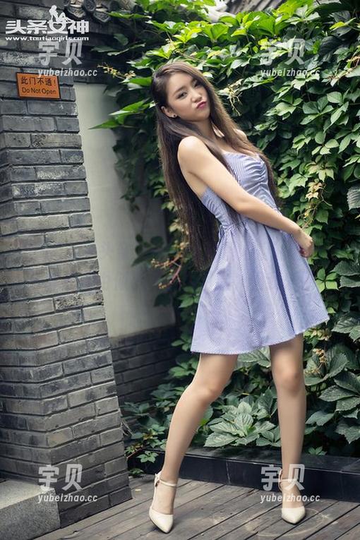 TouTiao头条女神 - 梁芮溪姐姐的图包，分享的理由似乎不是很明显，但我爱了！
