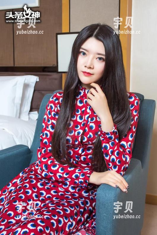 TouTiao头条女神 - 洛洛可在天台：高清合集带你见证天台环境的“解放”，自由奔放就是这么简单。