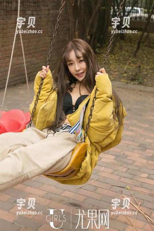 UGirls尤果网-尤娜娜 UGirls尤果网 - 图片中,尤娜娜在黑白之间探戈,哈哈,等不及要分享了!