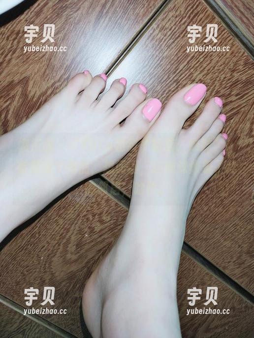微密圈 - “YuYu超甜丫精选：妹妹”，看到这个作品，想问问，这妹妹像极了我的邻居，哈哈。