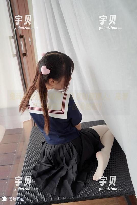 兔玩映画教你如何以俏皮制服撩人：高清照片抓住那一瞬间的萌？