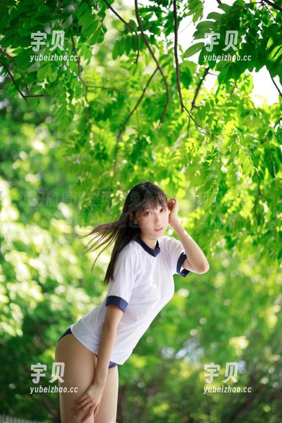 说好的周叽是可爱兔兔日常福利图集呢？这满屏的诱惑让我心里小鹿乱撞