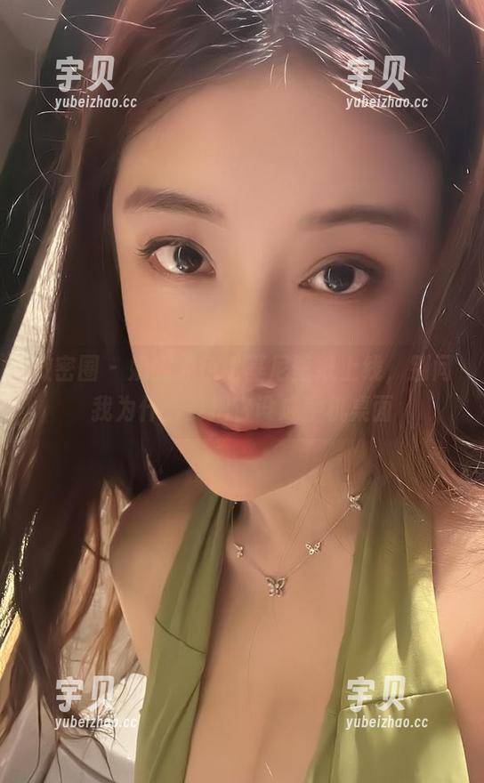 微密圈 - 奶雯黑色比基尼壁纸上线，别问我为什么要把它设成手机桌面