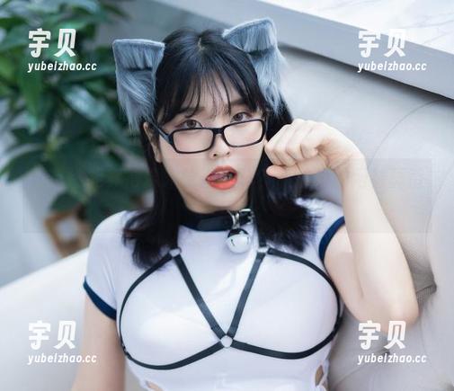 宋哈娜 还有谁能穿得像宋哈娜这样?私拍里的网袜真香!