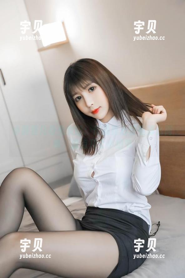小酥酱 小酥酱化身兔女郎:作品真心没有那么简单,盘点几个小细节