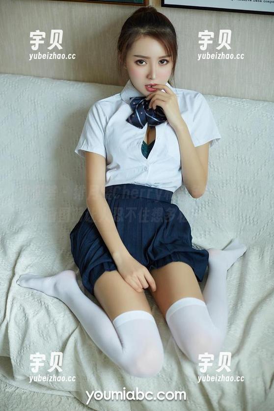 尤蜜荟 - 绯月樱Cherry和黑色的约会，高清图册让人忍不住想多松一口气。