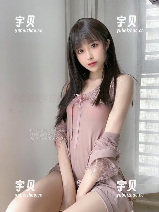下载那张牛仔裤的原图，布丁大法真的是太会选了！