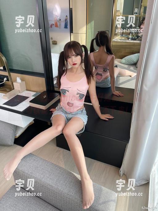 微密圈 - 张思允nice和牛仔短裤的作品，可以说是绝妙搭配，停不下来！