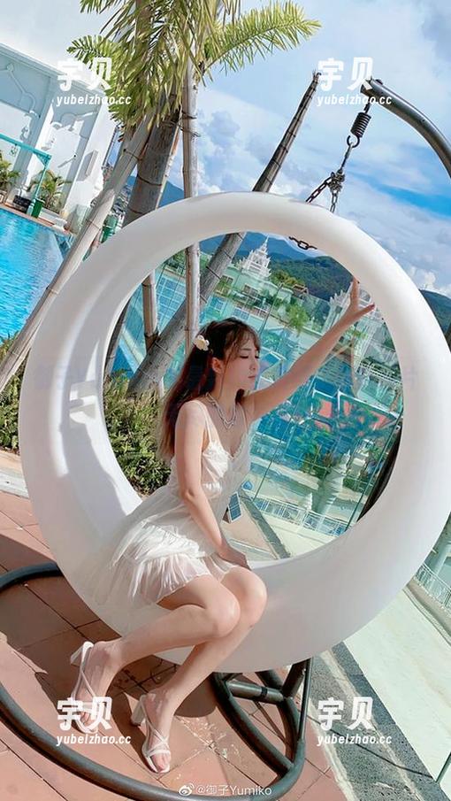 御子Yumiko的最新豹纹演绎，分享那片无尽的想象啊