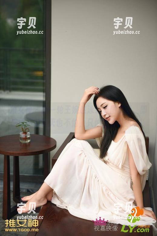 推女神 - 新一轮王婉悠泳装美图更新，即使再热的夏天也不怕，只怕太吸引眼球！