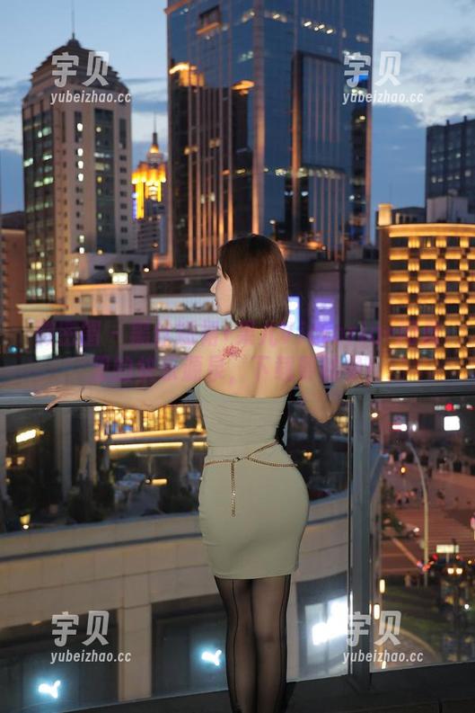 微密圈 - 黑丝短裙+果儿Victoria=网盘里的快乐源泉，下载要趁早！