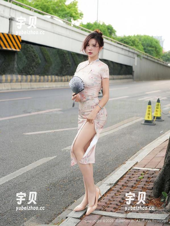 秀人网 - 连体衣大集合，就是阿朱啊教你如何把自己包得像个可爱豆腐！