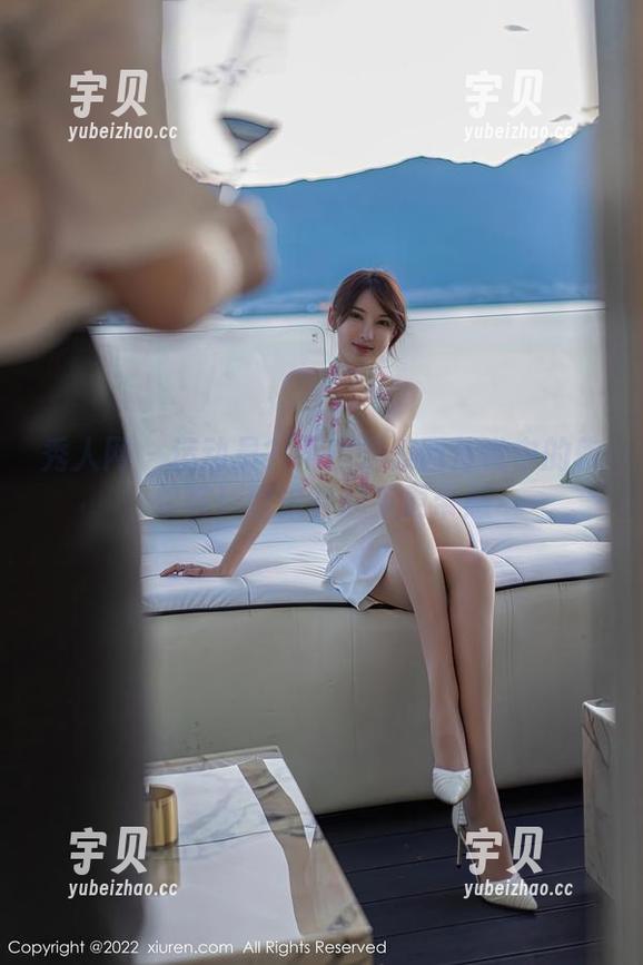 秀人网 - 运动员？不！是美图传说中的软软酱！图集看起来更带感