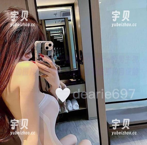 微密圈 - 别问，下载脸红Dearie的男主视角的图片，只想在心里默默模仿那种自信的姿态。