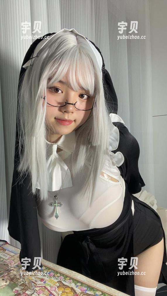 葱油饼er 微密圈 - 在葱油饼er的定制写真里,随便拍拍也能变得特别!