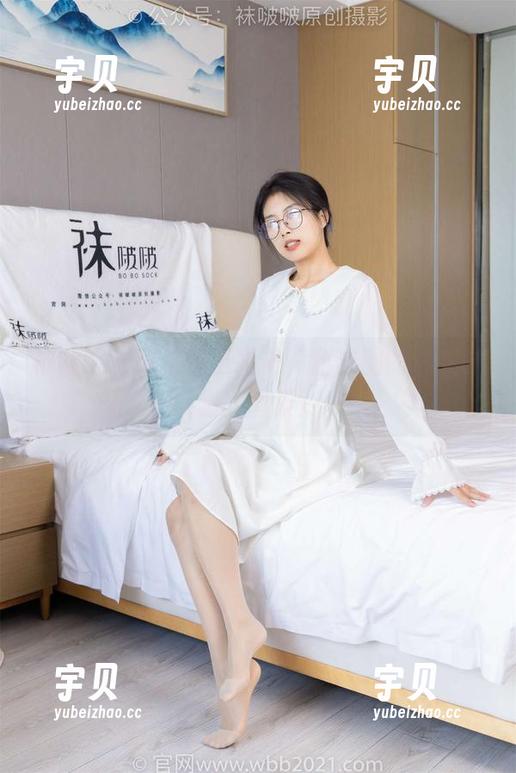 袜啵啵 - 厚黑丝五指袜，甜甜圈的迷惑时刻（图集）