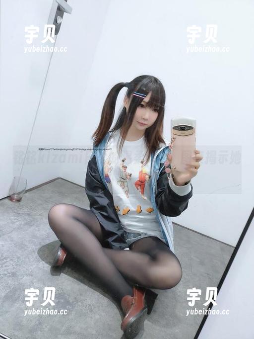 铭铭kizami日常的温柔cos，图集揭示她的另一面